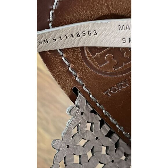 Tory Burch Floral Perforated 125mm Wedge Sandal Natural Blush size 9 - Picture 12 of 13